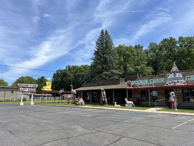 Rockin Chair Gift Shop - June 2024